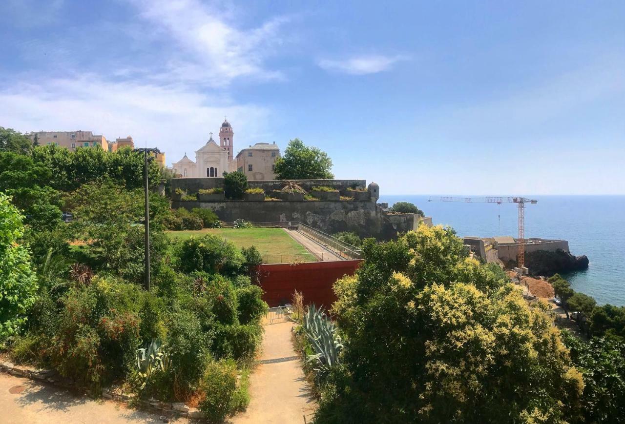バスティアLa Casa Di L'Acqua Au Pied De La Citadelleアパートメント エクステリア 写真